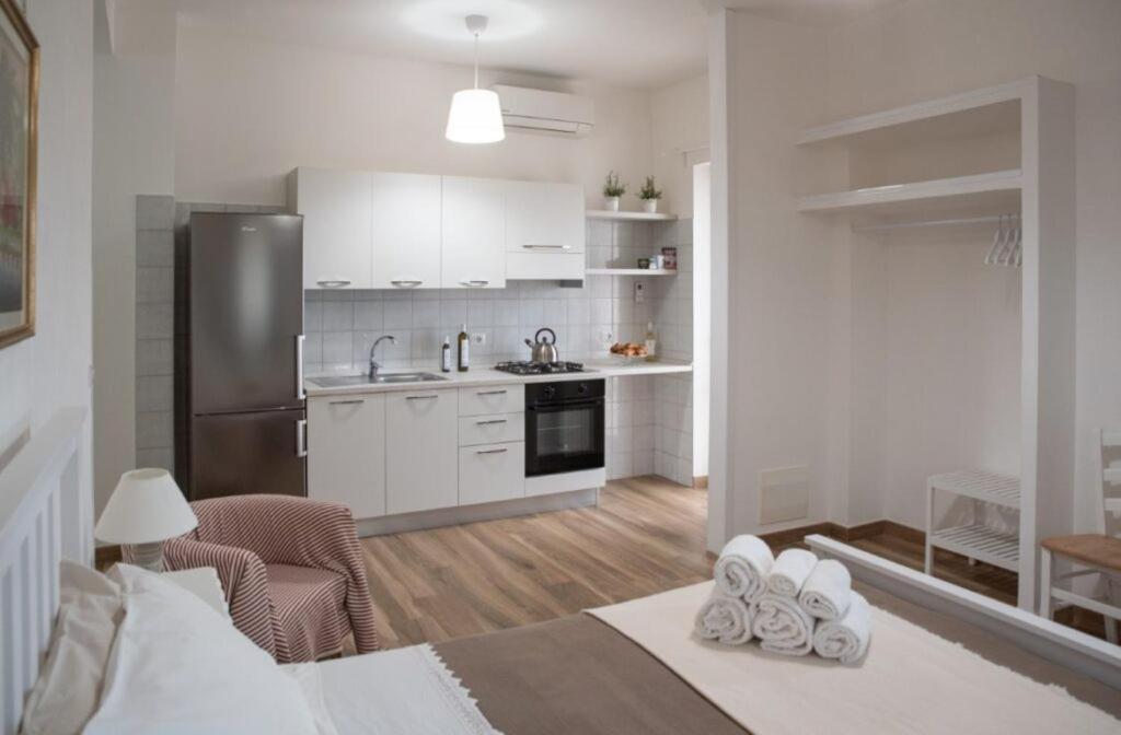Residenza Aurora Aparthotel Остуни Екстериор снимка