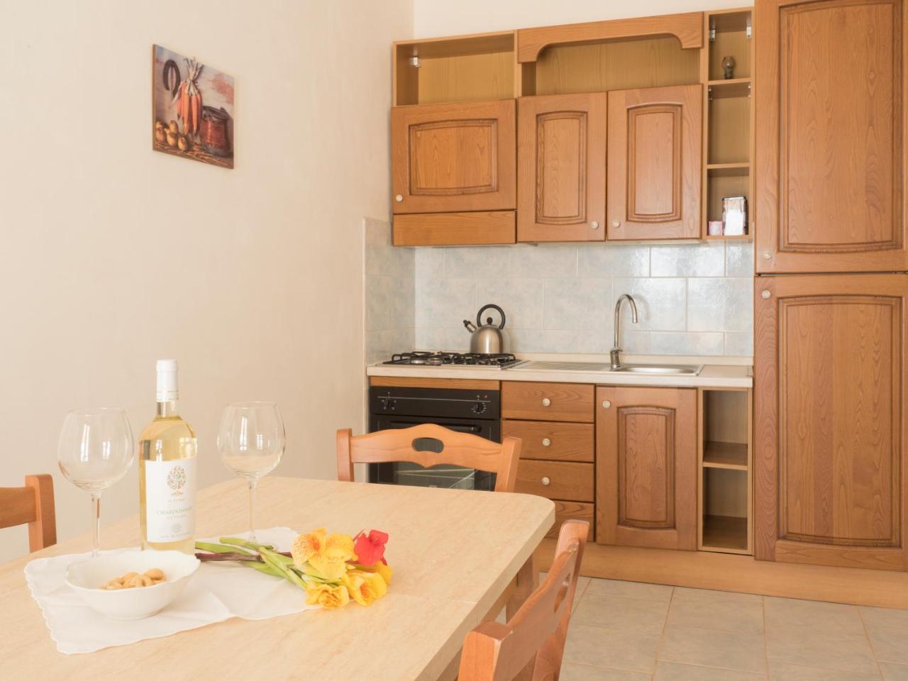 Residenza Aurora Aparthotel Остуни Екстериор снимка